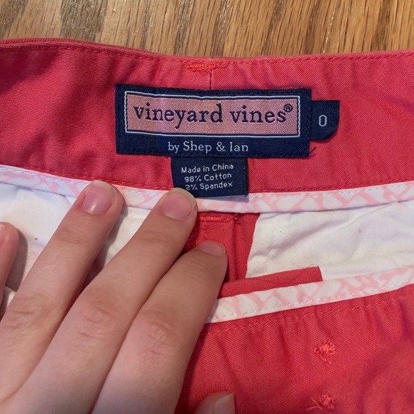 VINEYARD VINES CORAL EVERY DAY SHORT SIZE 0 - Picture 4 of 5